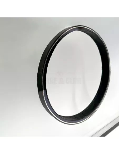 Zoom sur Double vitrage sur-mesure avec trou pour climatiseur